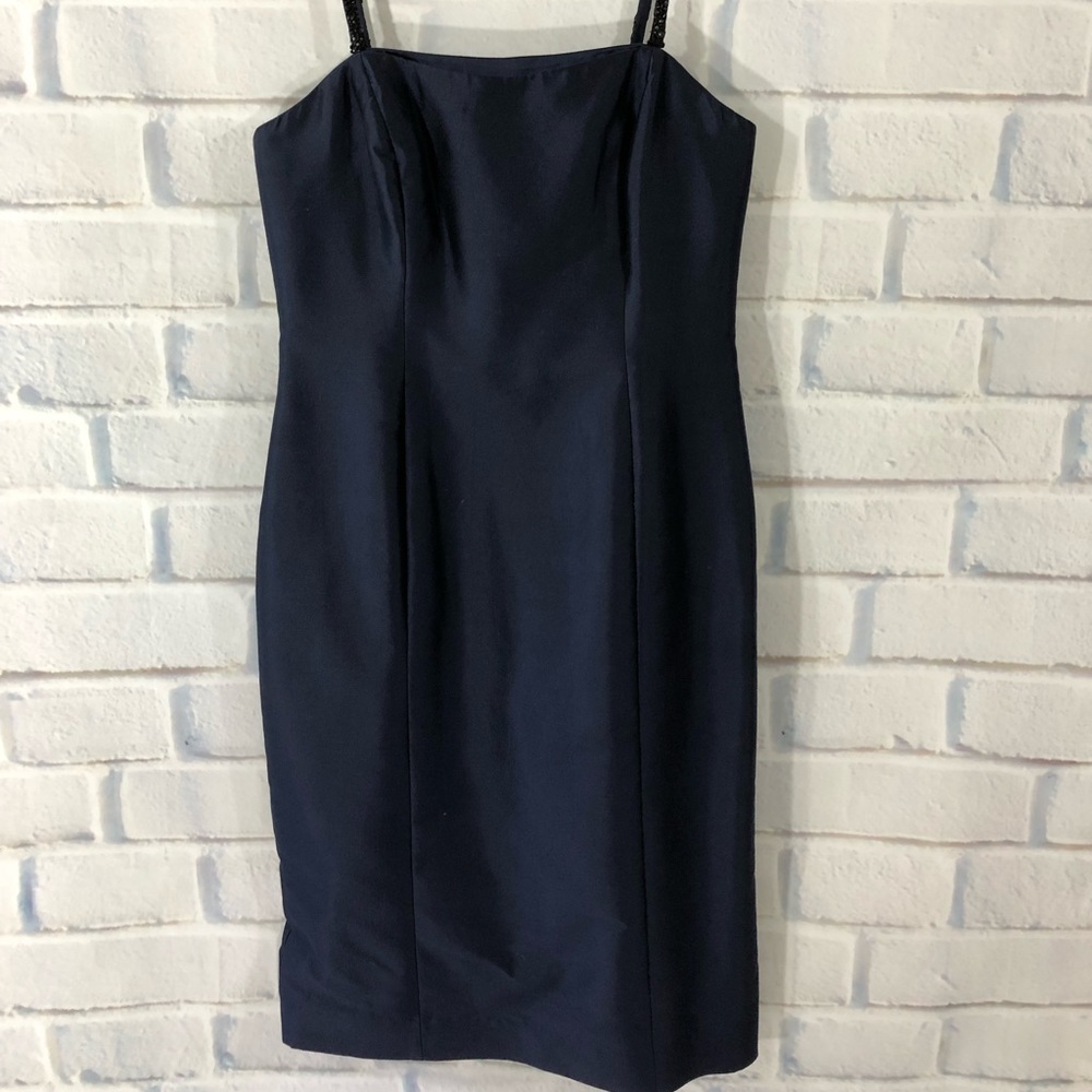 Kay Unger Navy Beautifully Made Dress. Size 6.